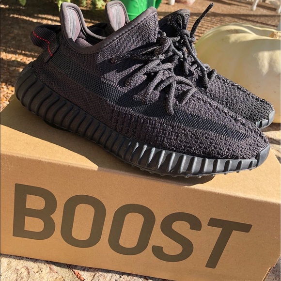 poshmark yeezys